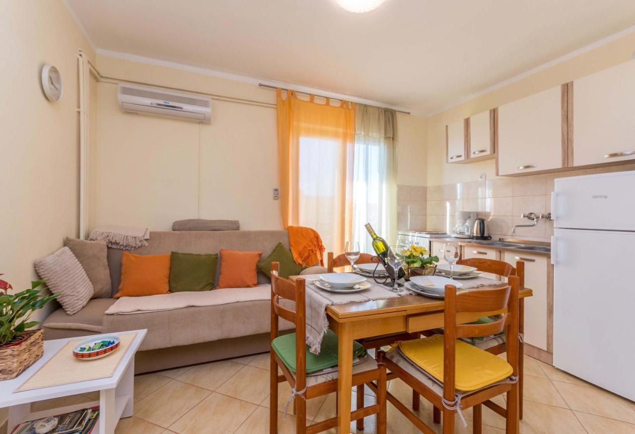 Savic Biograd Apartment Biograd Na Moru Exterior photo