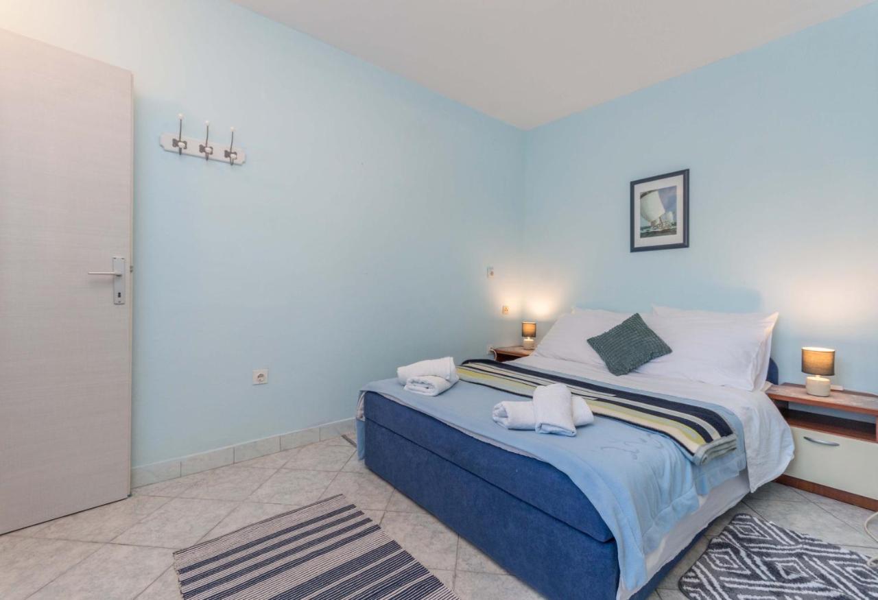 Savic Biograd Apartment Biograd Na Moru Exterior photo