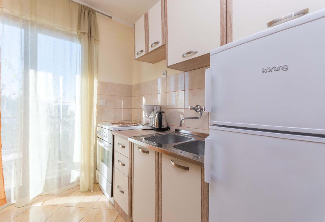 Savic Biograd Apartment Biograd Na Moru Exterior photo